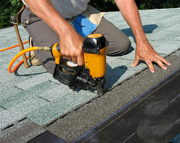 Best Shingle Roofing Installation  in Glendale, WI